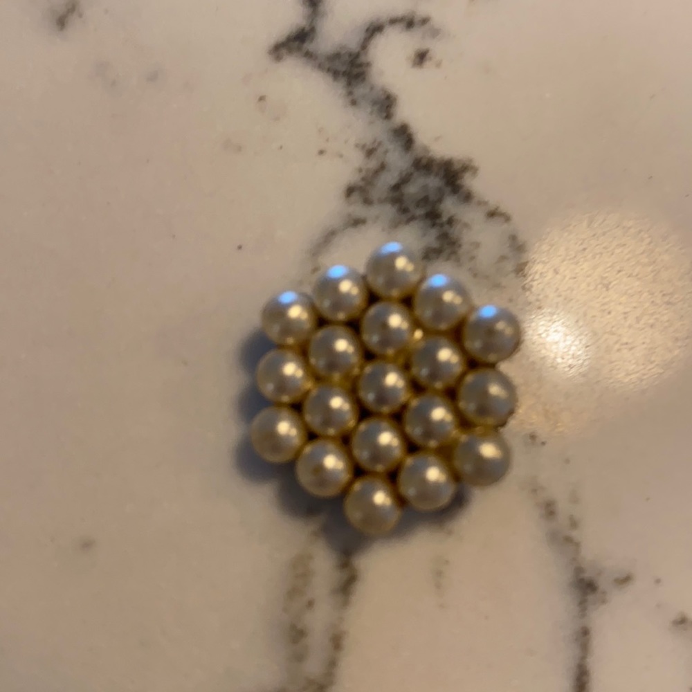 Vintage Pearl Brooch